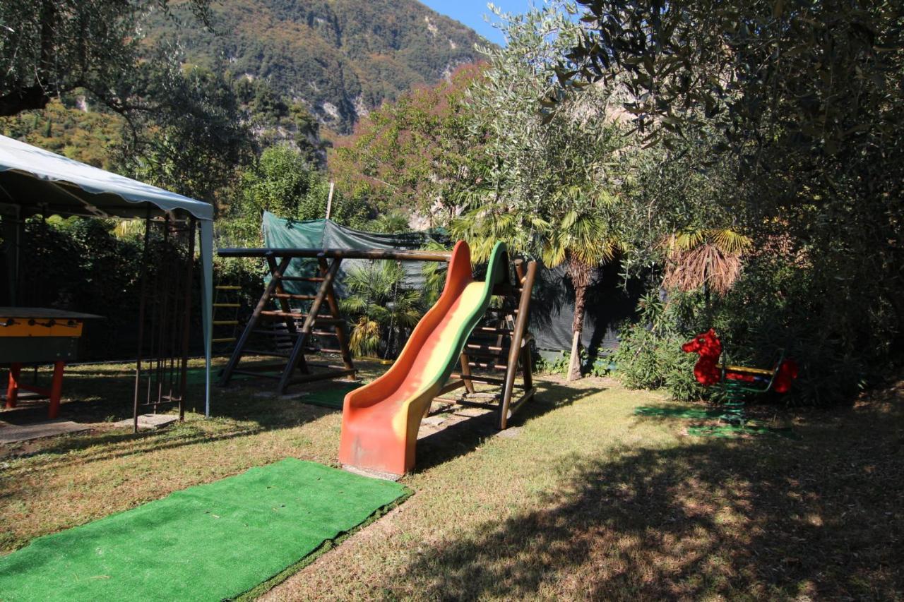 Residence Cascata Varone Riva del Garda Bagian luar foto