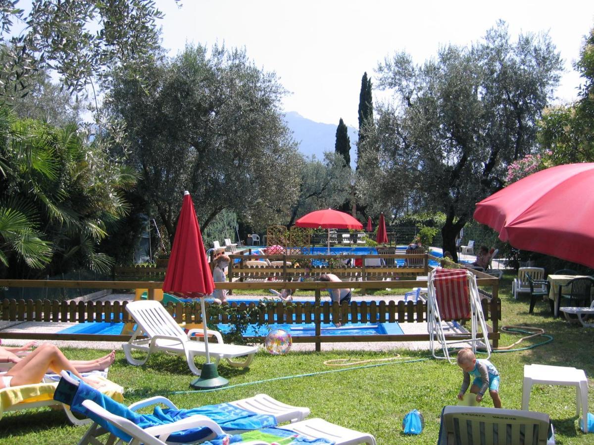 Residence Cascata Varone Riva del Garda Bagian luar foto