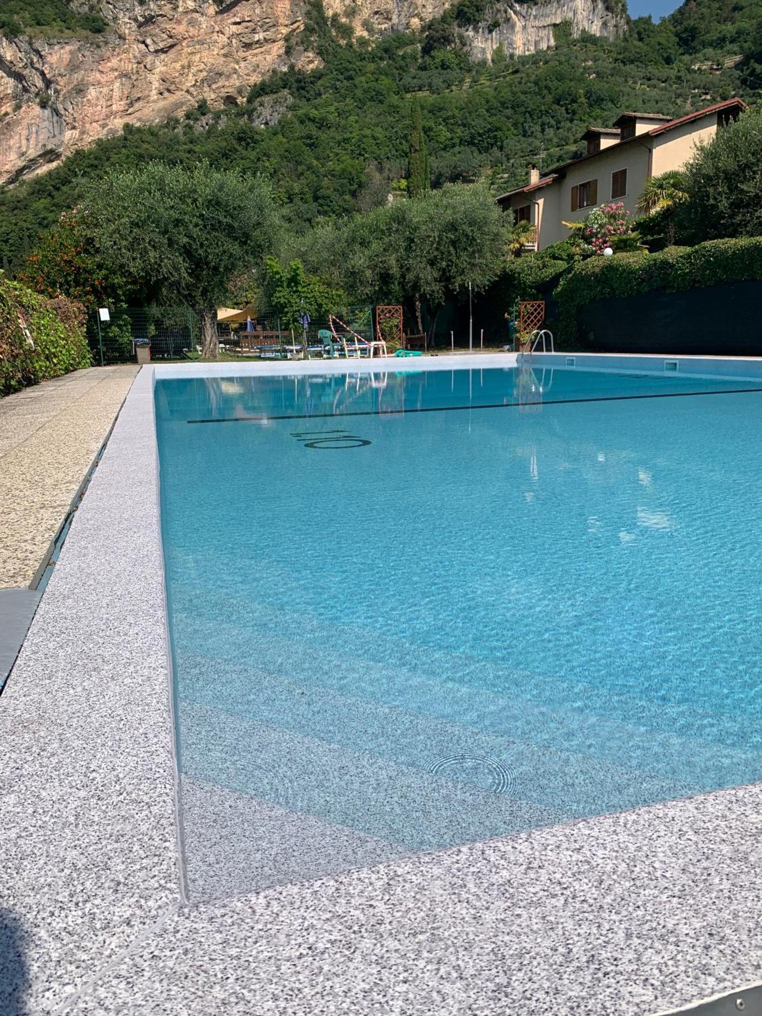 Residence Cascata Varone Riva del Garda Bagian luar foto