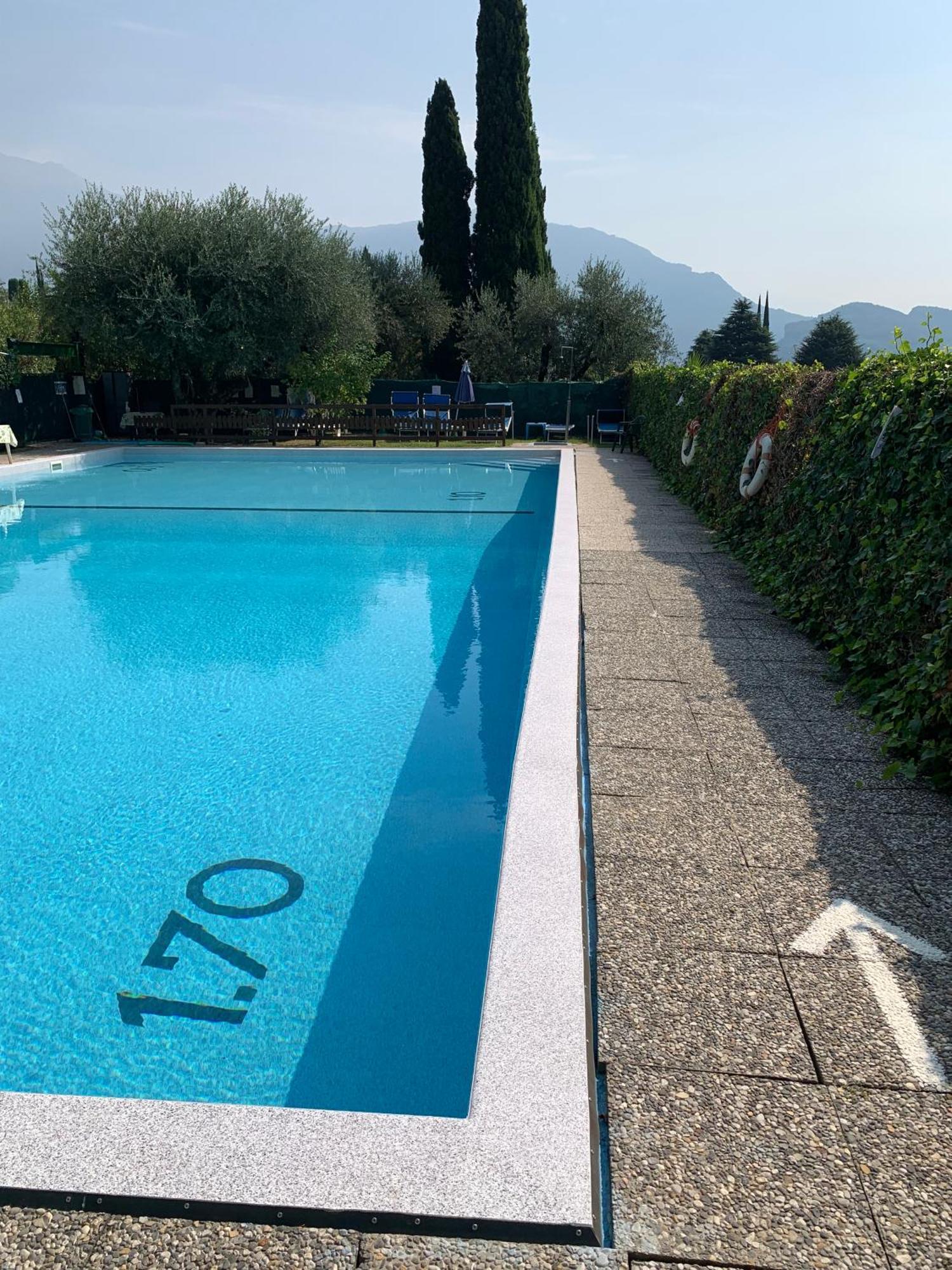 Residence Cascata Varone Riva del Garda Bagian luar foto