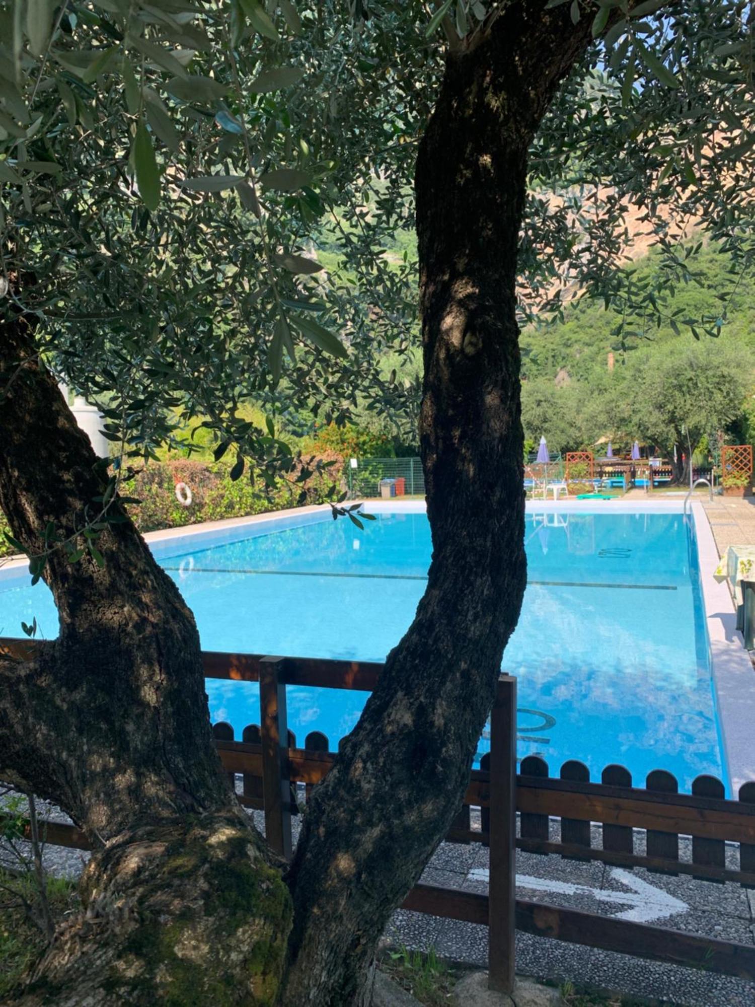 Residence Cascata Varone Riva del Garda Bagian luar foto