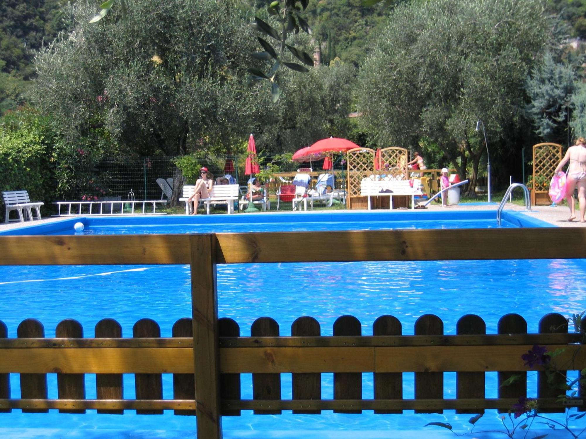 Residence Cascata Varone Riva del Garda Bagian luar foto