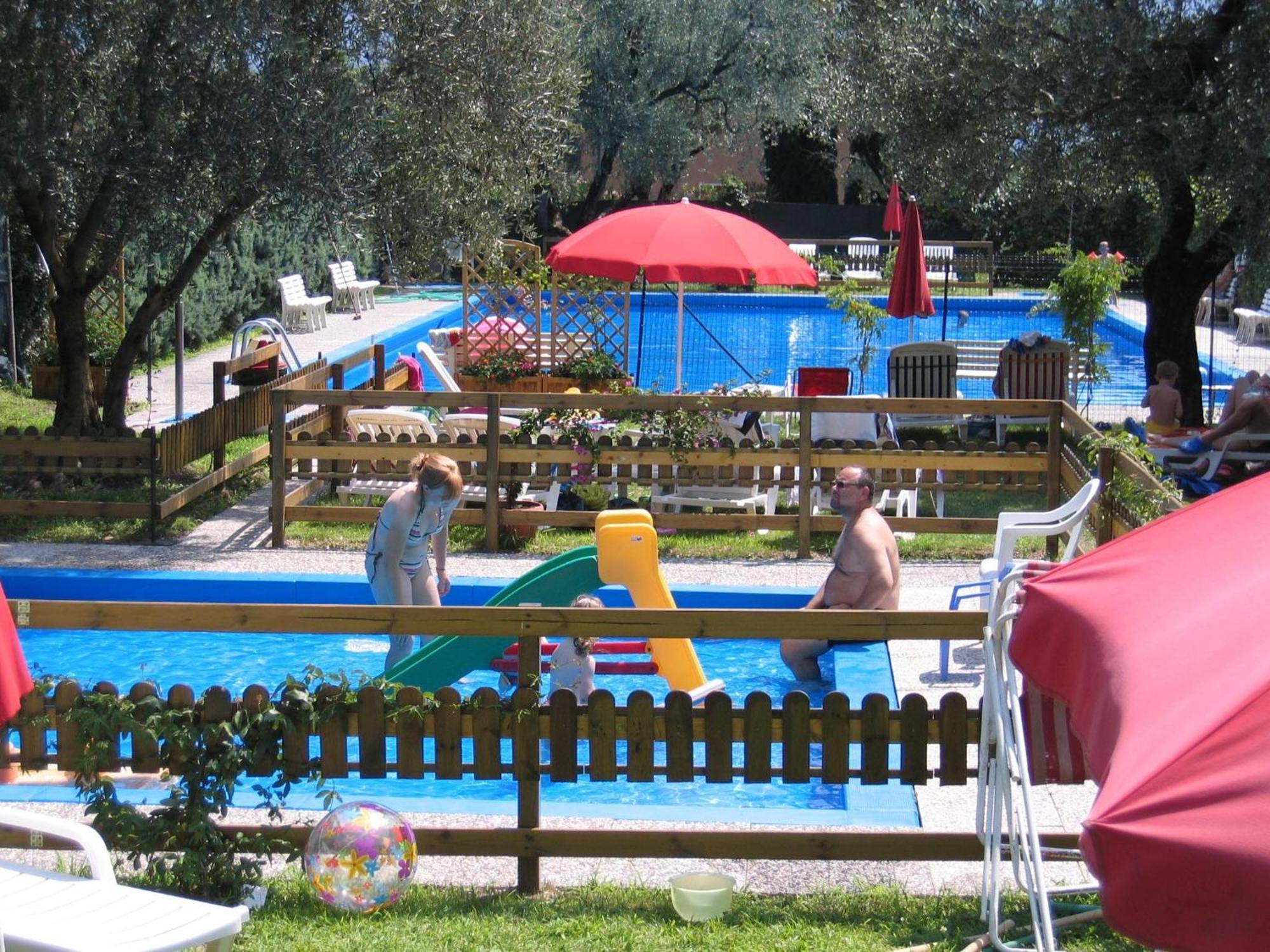 Residence Cascata Varone Riva del Garda Bagian luar foto